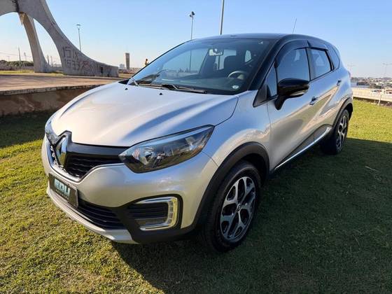 RENAULT CAPTUR 1.6 16V SCE FLEX LIFE X-TRONIC RENAULT CAPTUR 1.6 16V SCE FLEX LIFE X-TRONIC